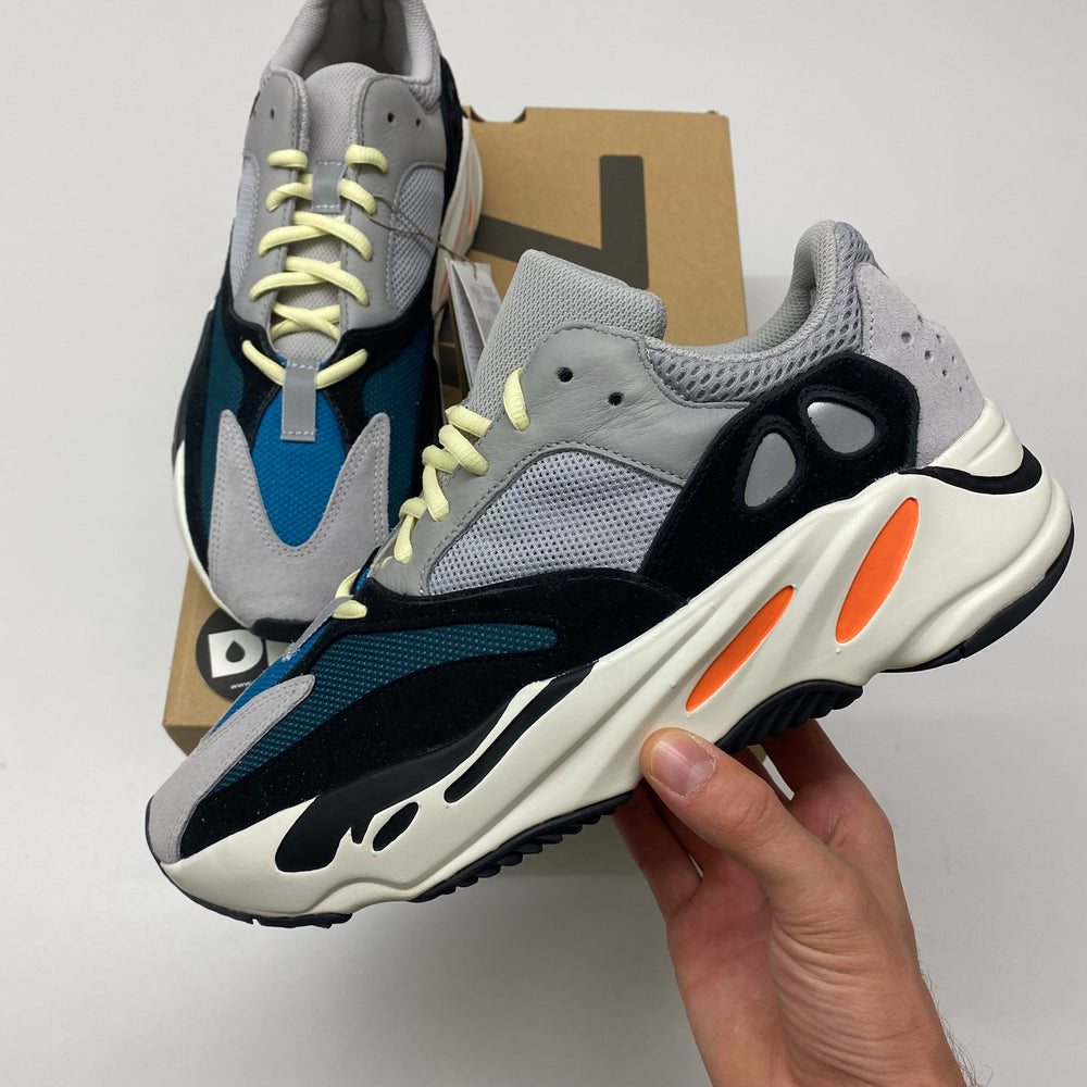 Adidas Yeezy Boost 700 Wave Runner Grigio Solido