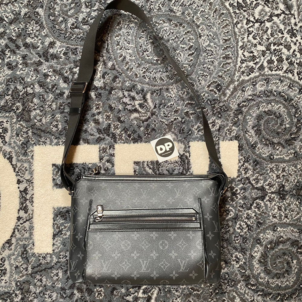 Louis Vuitton ODYSSEY MESSENGER PM