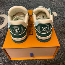 Lade das Bild in den Galerie-Viewer, Louis Vuitton LV Trainer Green
