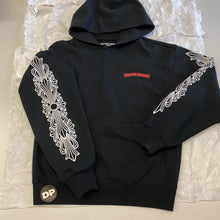 Lade das Bild in den Galerie-Viewer, Chrome Hearts Matty Boy Flower Chomper Hoodie Black
