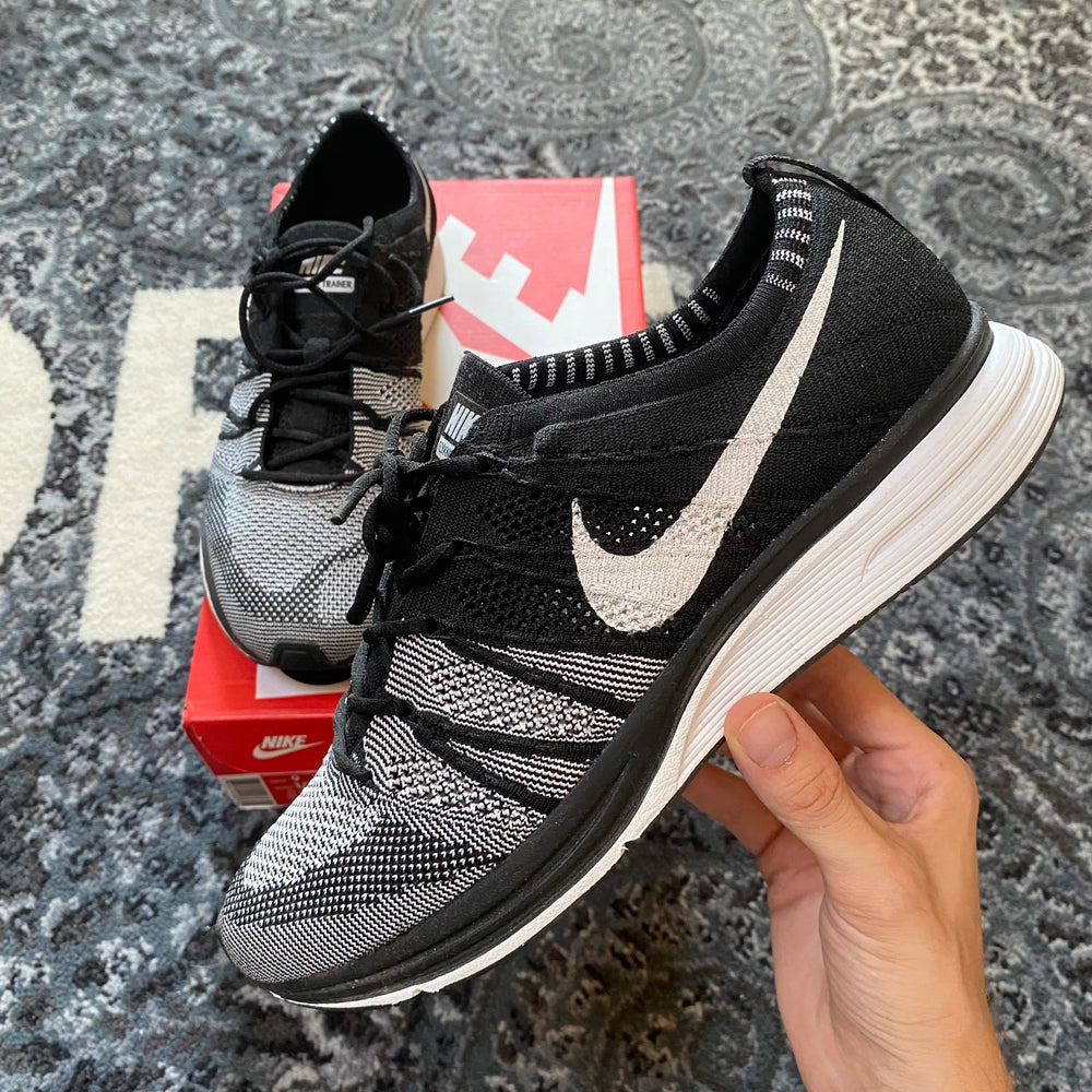 Nike Flyknit Trainer Oreo