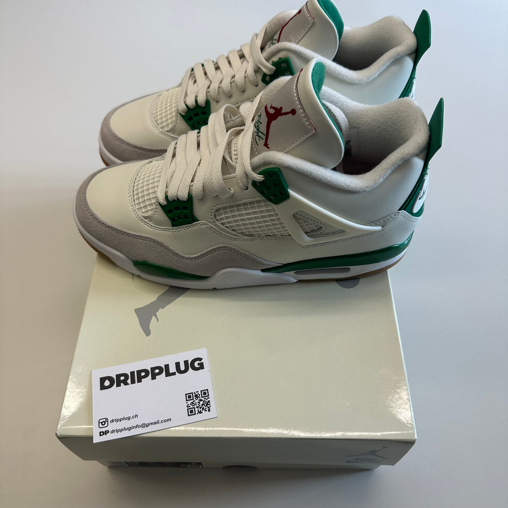 Air Jordan 4 SB Pine Green